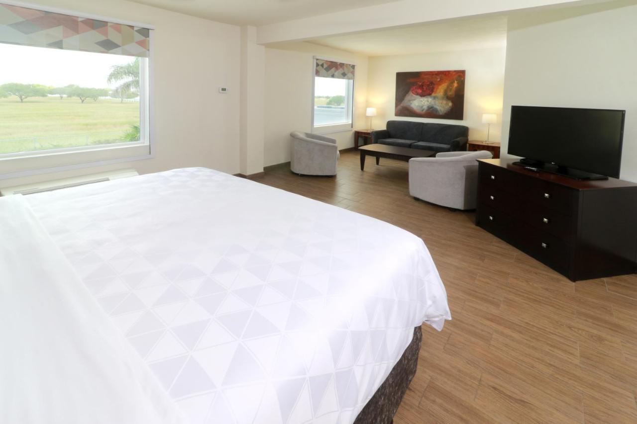 Holiday Inn Reynosa Industrial Poniente By Ihg Ngoại thất bức ảnh