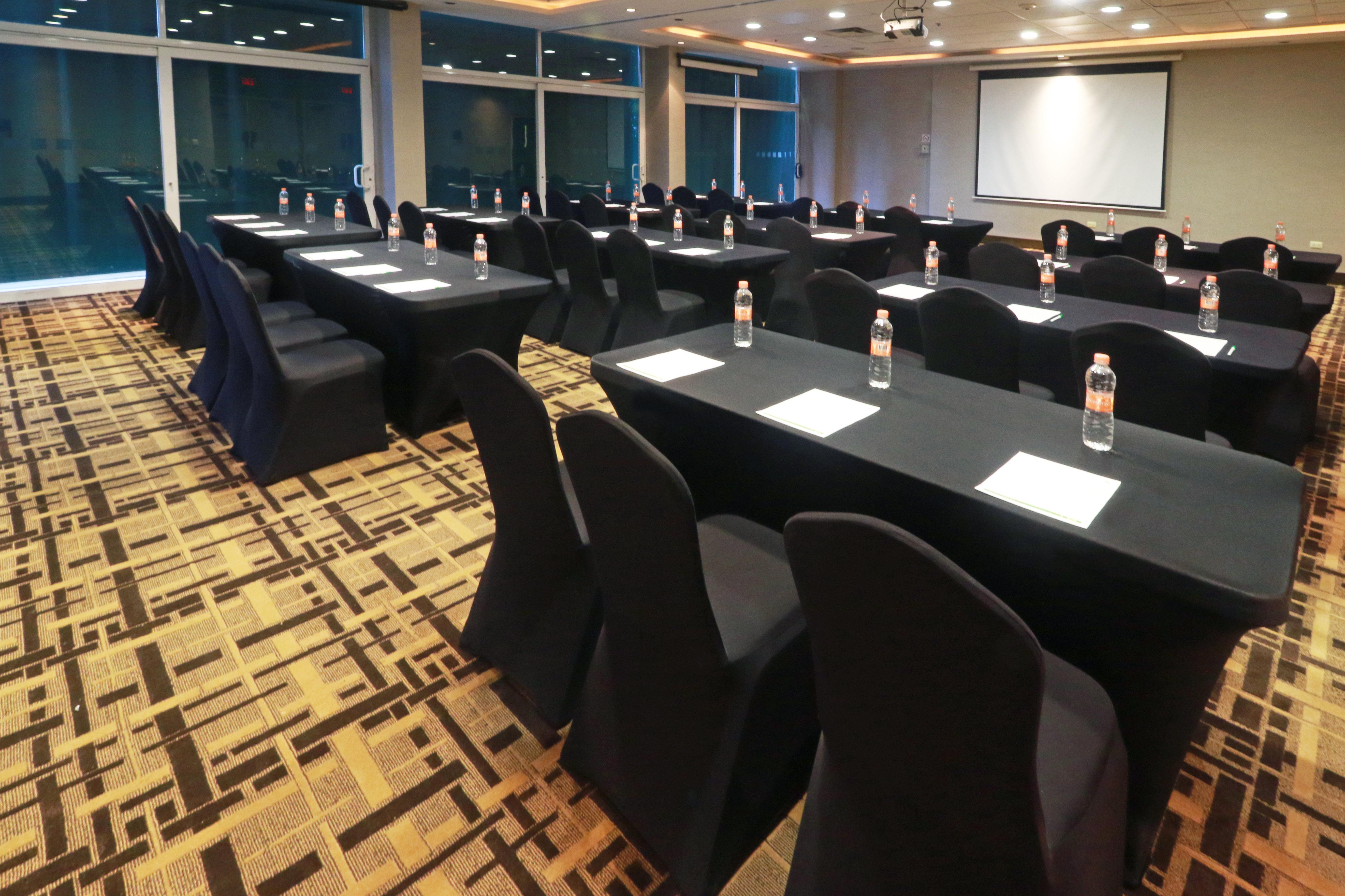 Holiday Inn Reynosa Industrial Poniente By Ihg Ngoại thất bức ảnh